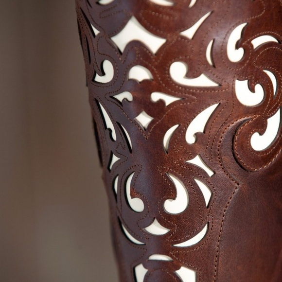 Ariat Hacienda Leather Boots - Picture 3 of 16